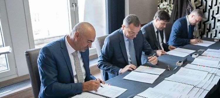 SVS podepsala s Veolií zbytek smluv. Od ledna začne v severních Čechách fungovat nový model vodárens